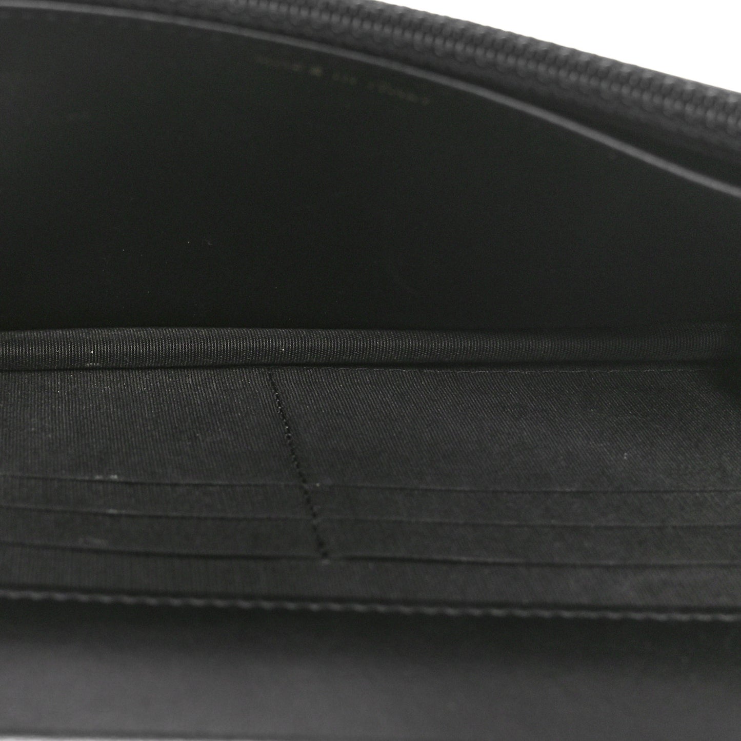 Caviar Quilted CC Filigree Wallet On Chain WOC Black