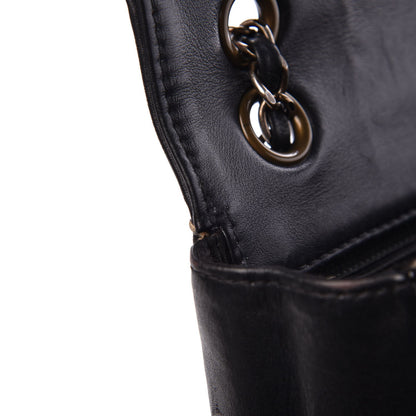 Chanel Calfskin Quilted Contrast Stitch Medium Flap Black 8 of 10