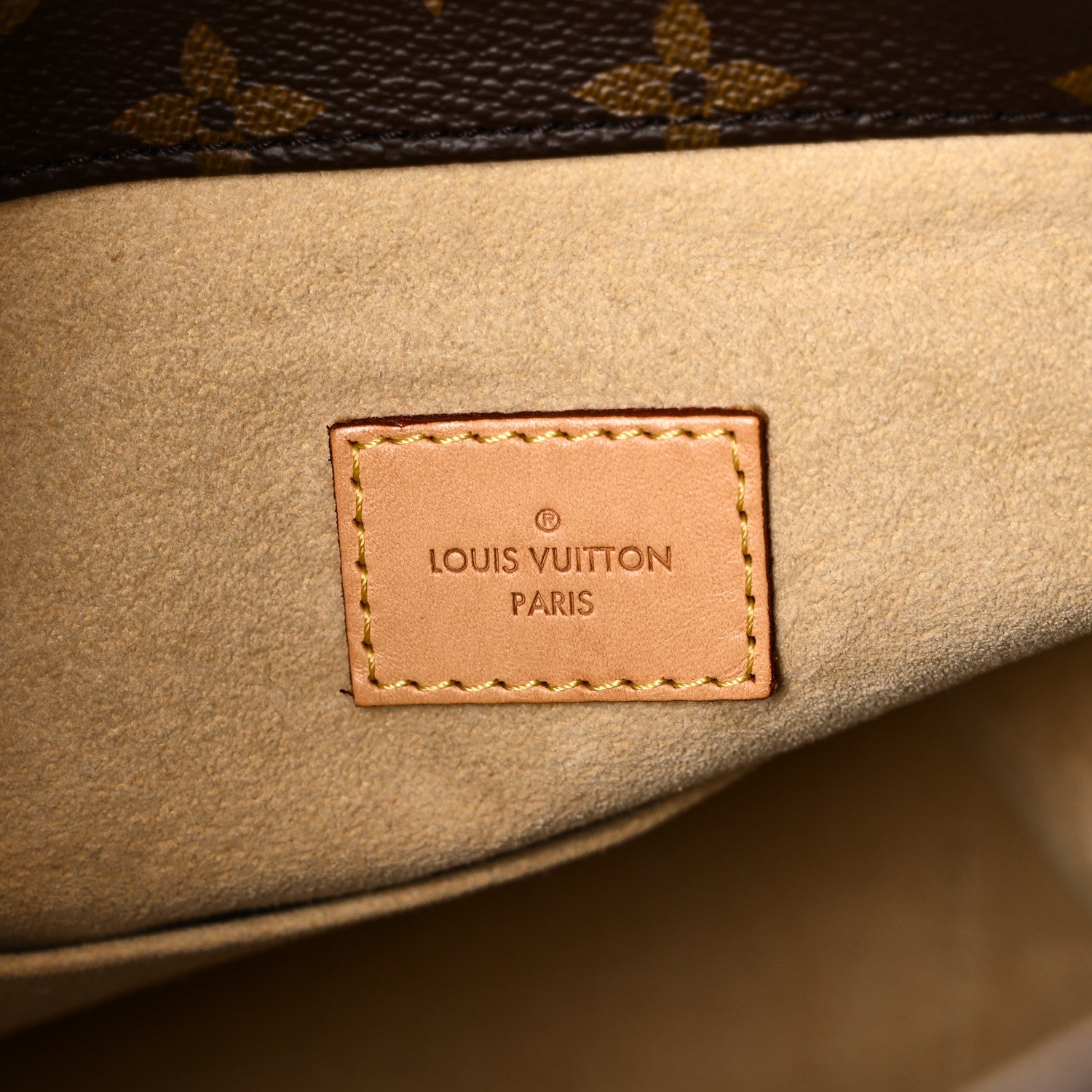 Louis Vuitton Monogram Artsy MM 6 of 10