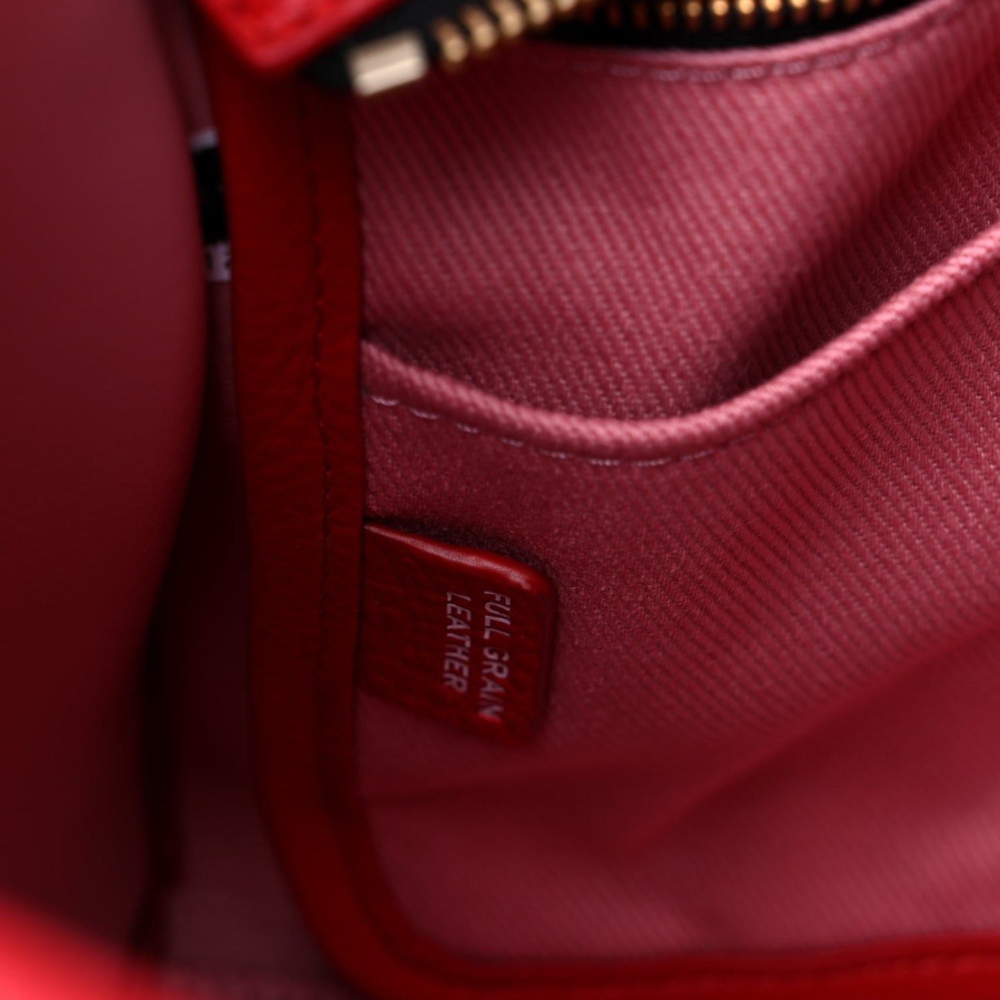 Grained Calfskin Medium The Tote Bag Red