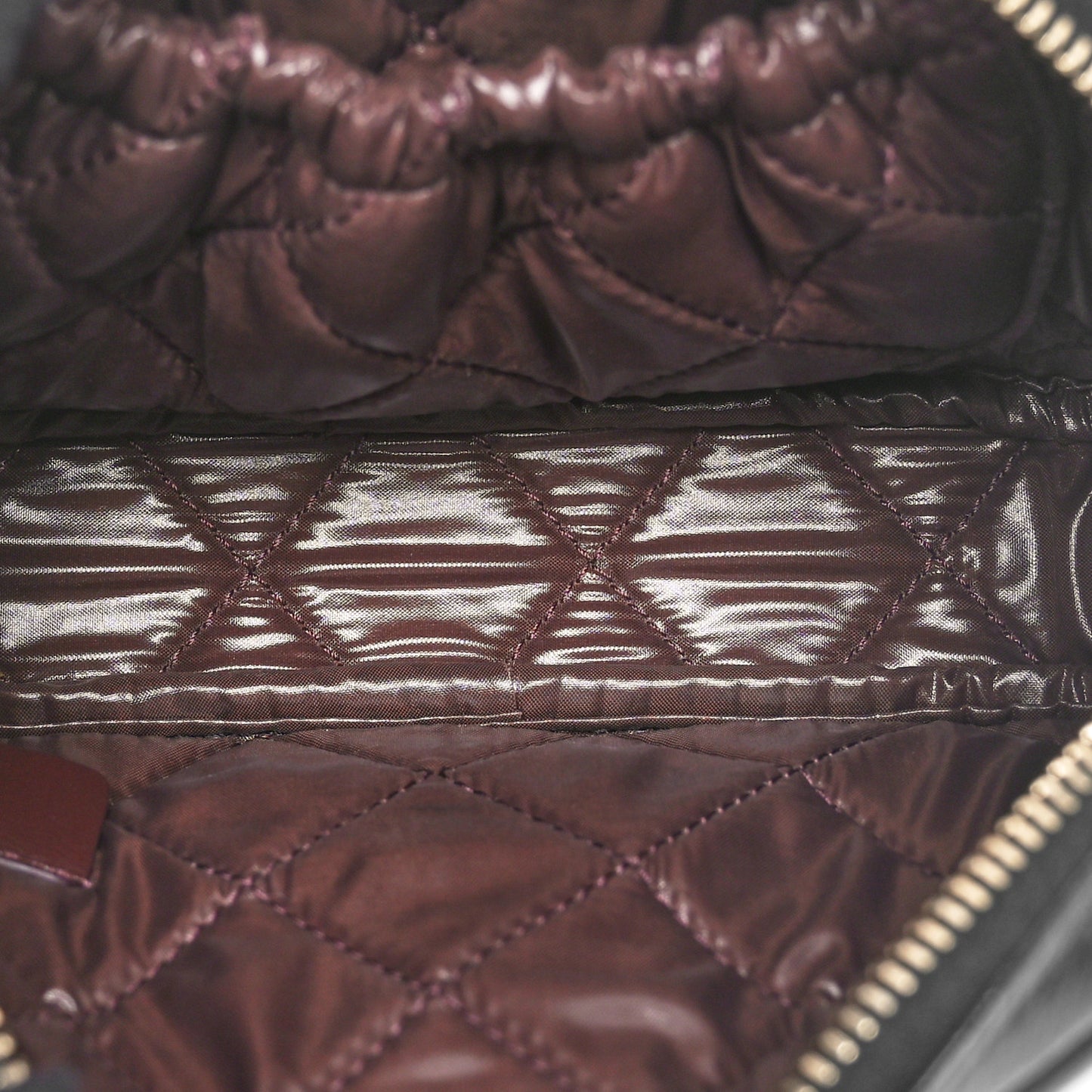 Caviar Quilted Small Curvy Pouch Cosmetic Case Black