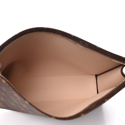 Louis Vuitton Monogram Toiletry Pouch 26 5 of 10