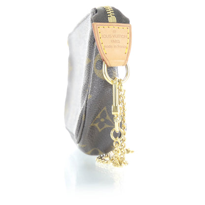 Louis Vuitton Monogram Mini Pochette Accessories 5 of 9
