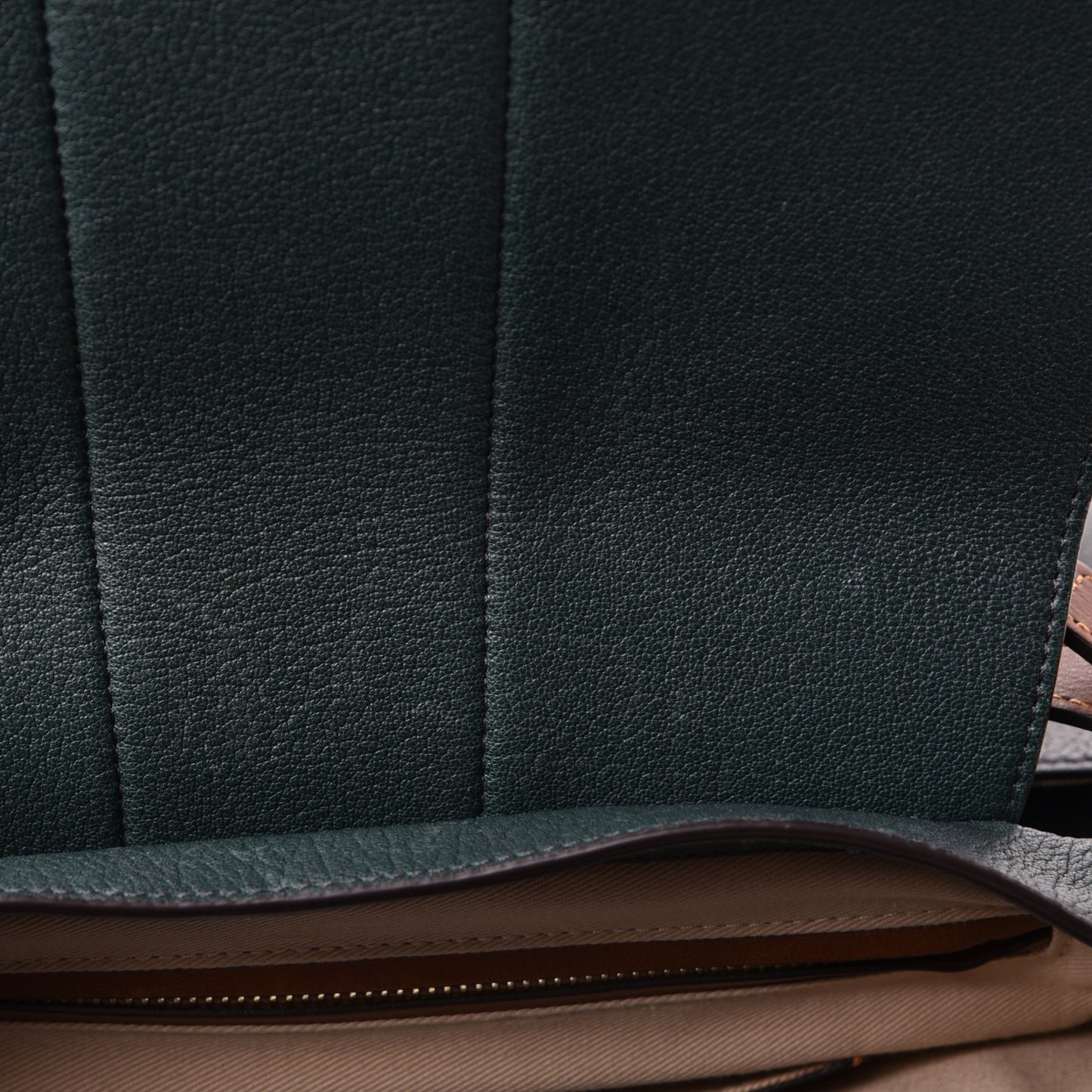 Lambskin Medium Lexa Shoulder Bag Intense Green
