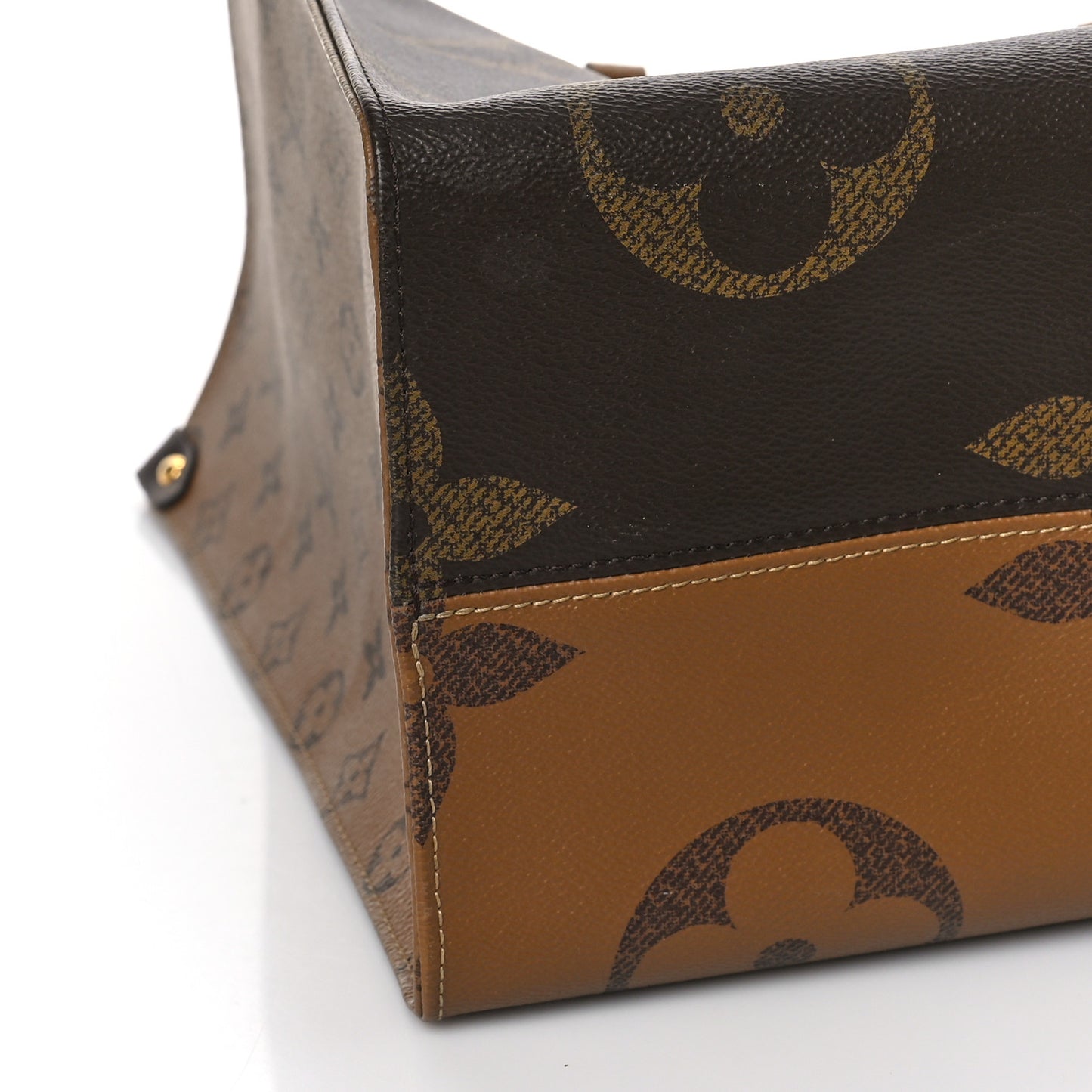 Reverse Monogram Giant Onthego GM