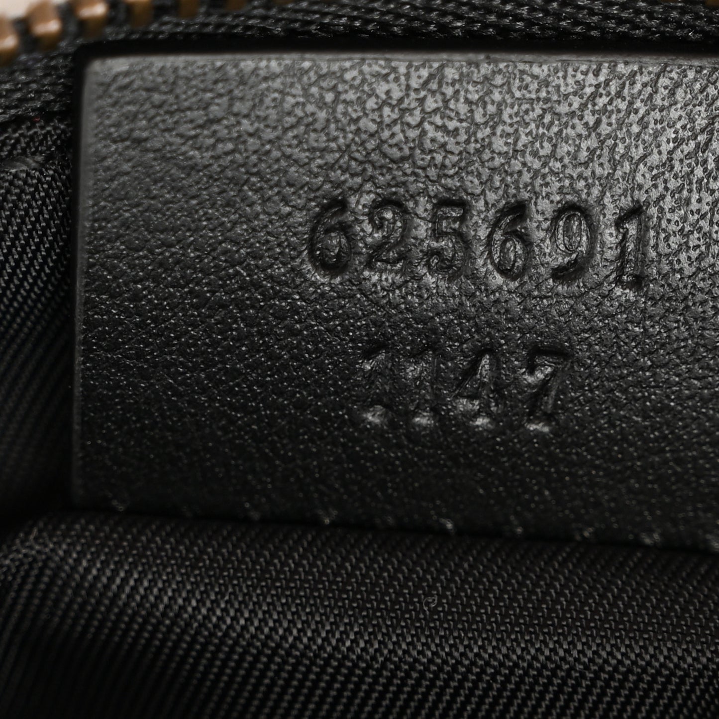 Calfskin Matelasse GG Marmont Key Pouch Black