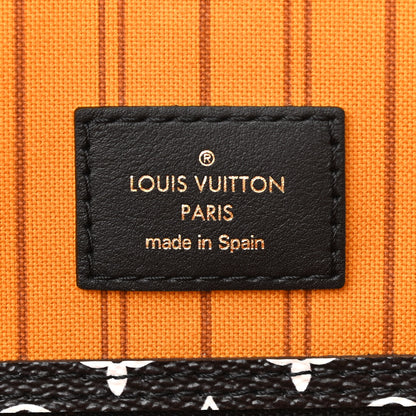 Louis Vuitton Monogram Giant Jungle Neverfull MM Black 7 of 11