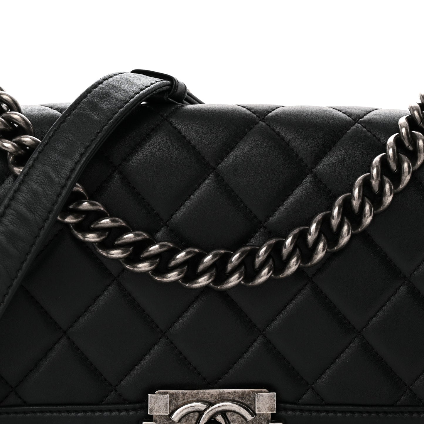 Calfskin Quilted Medium Boy Flap Black