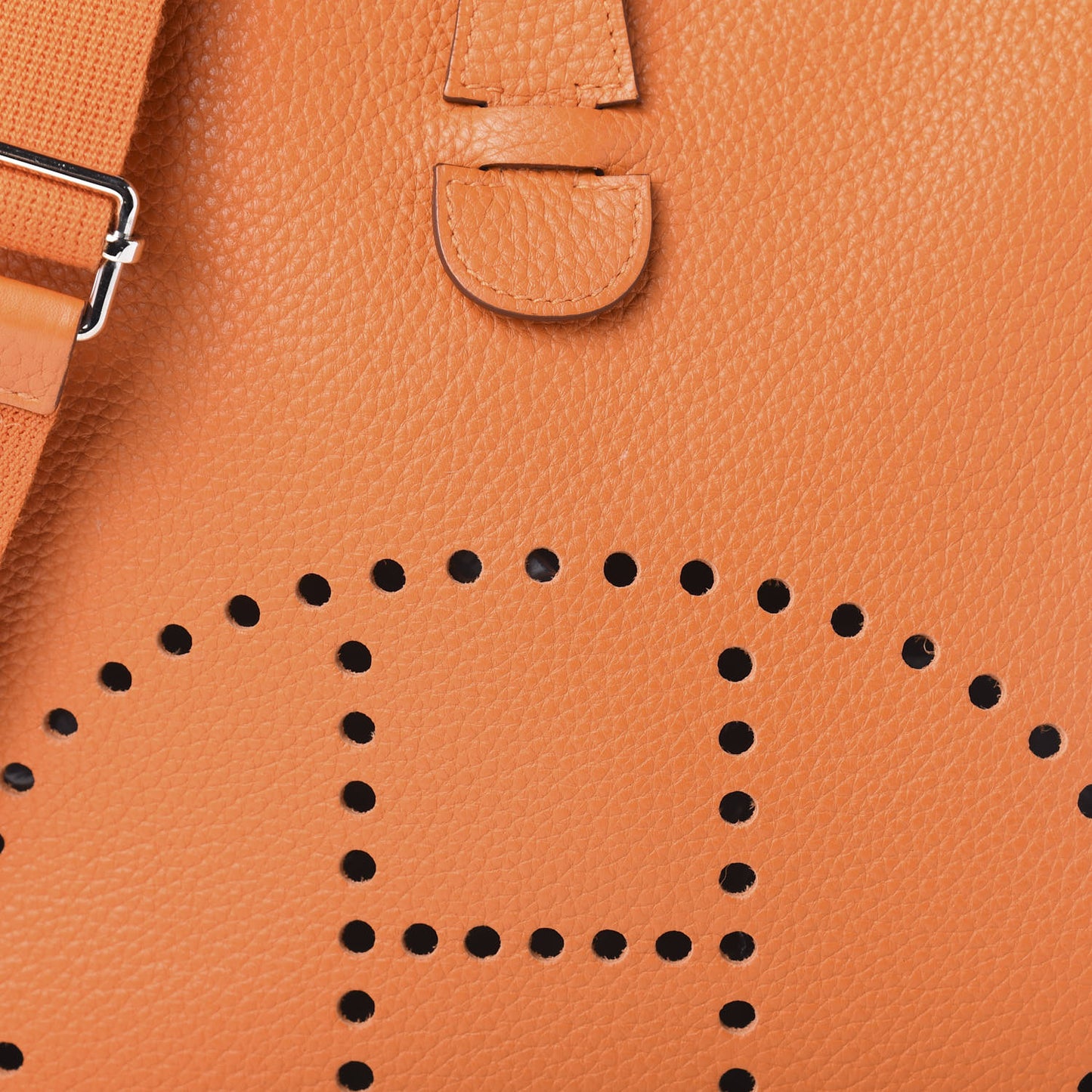 Taurillon Clemence Evelyne III GM Orange