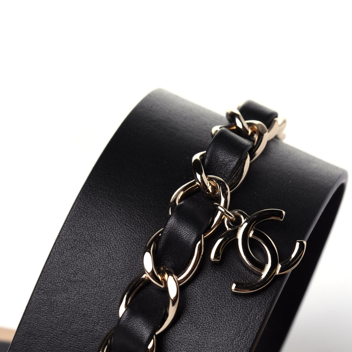 Calfskin Chain CC Logo Toe Ring Sandals 38.5 Black