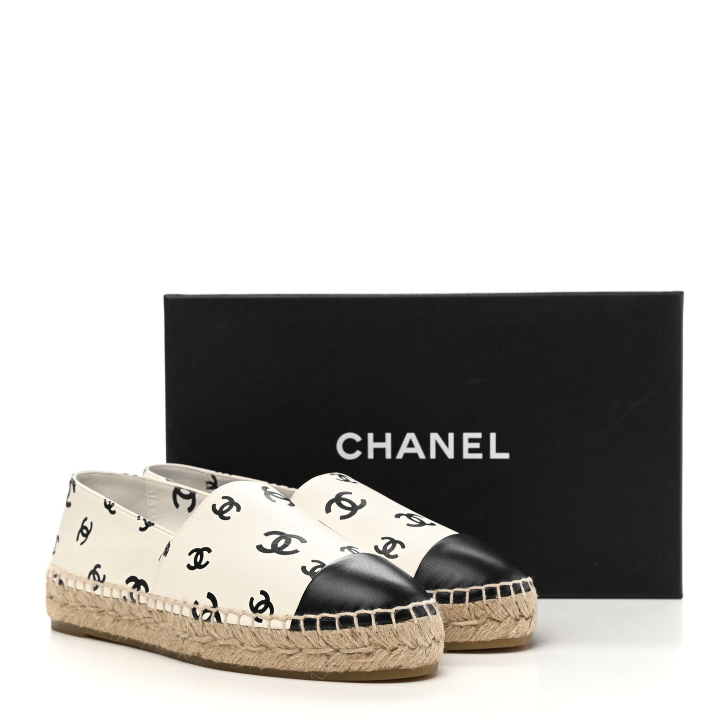 Lambskin Printed CC Espadrilles 38 White Black