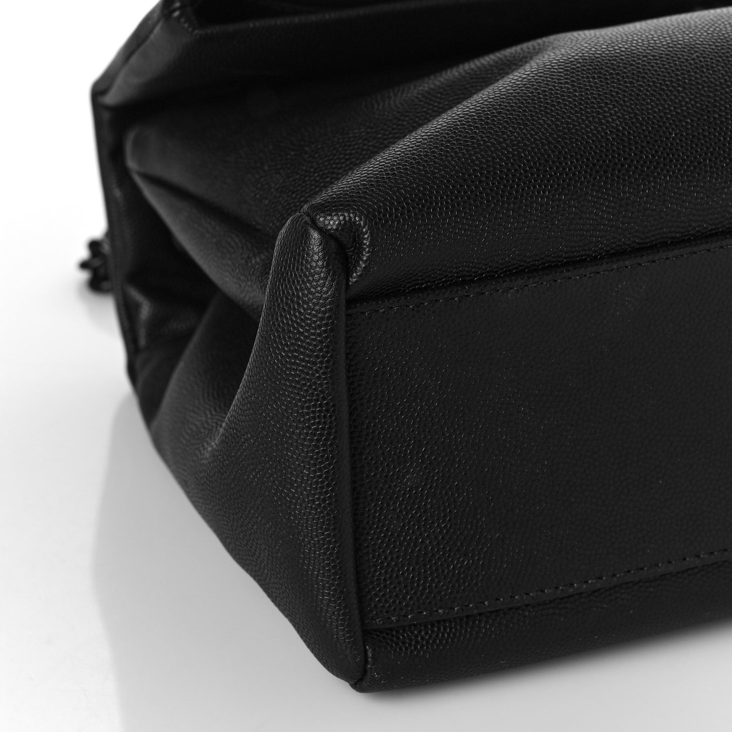 Grain De Poudre Medium West Hollywood Monogram Fold-Over Black