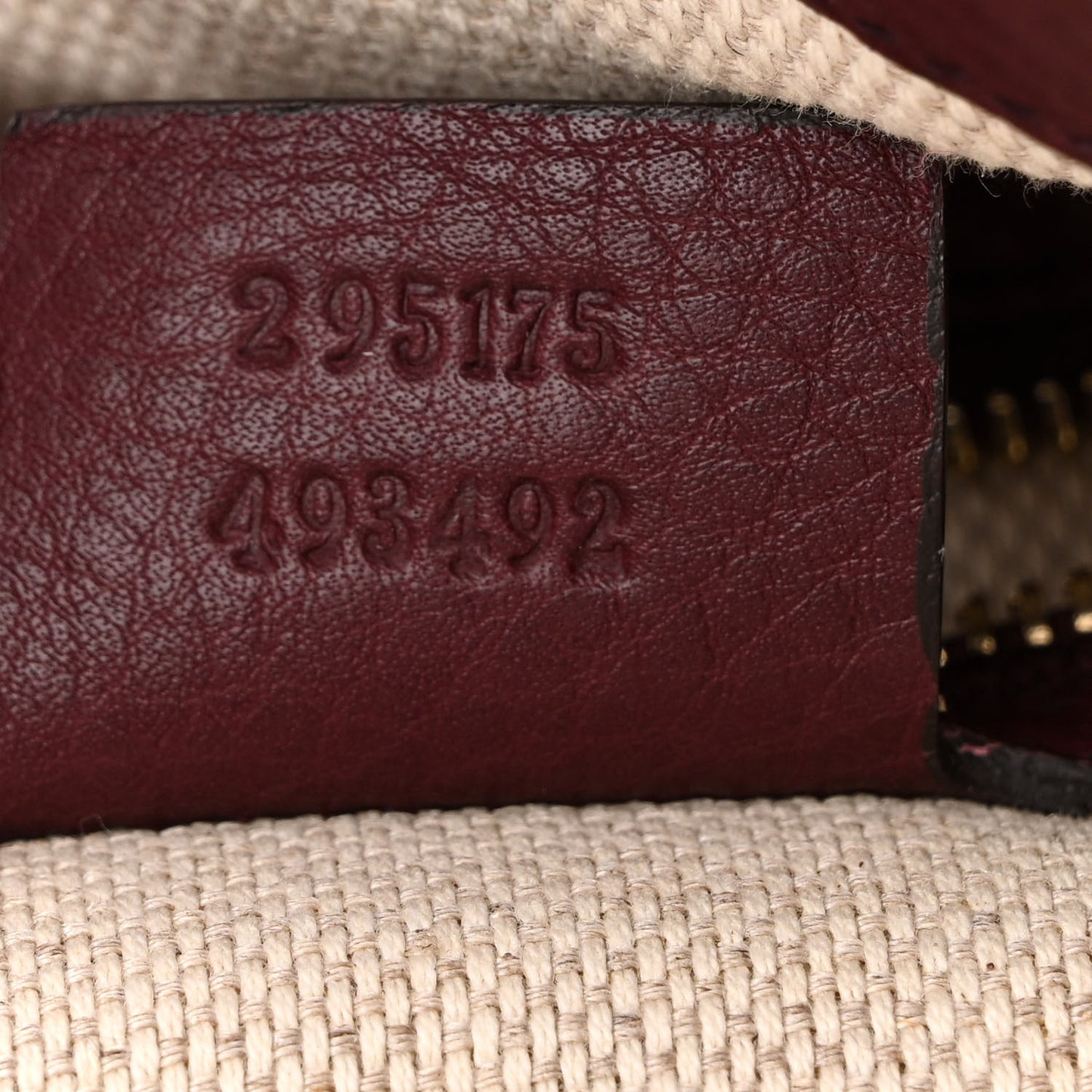 Pebbled Calfskin Medium Soho Hobo Scarlatto