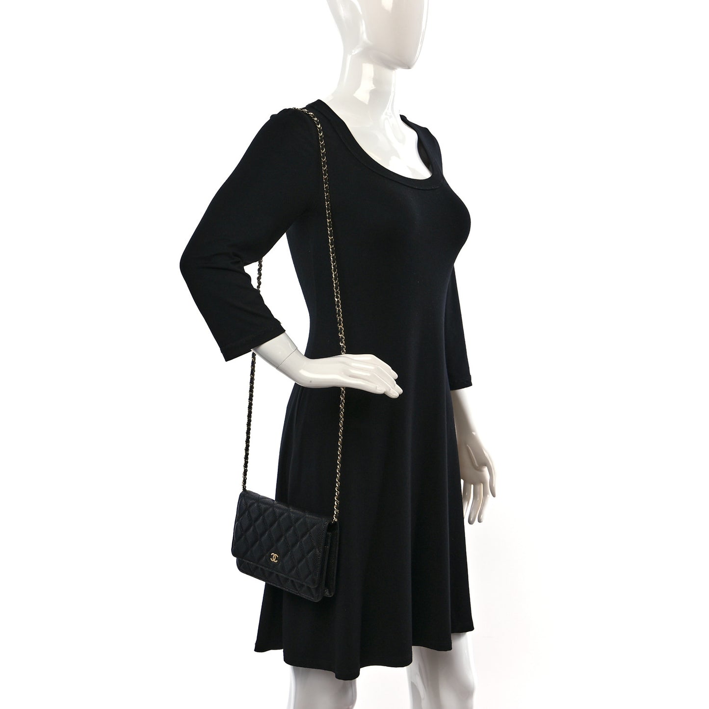 Caviar Quilted Wallet on Chain WOC Black