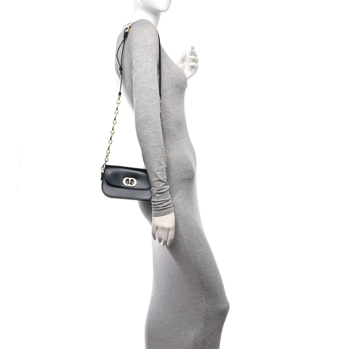 Box Calfskin 30 Montaigne Small Avenue Bag Black