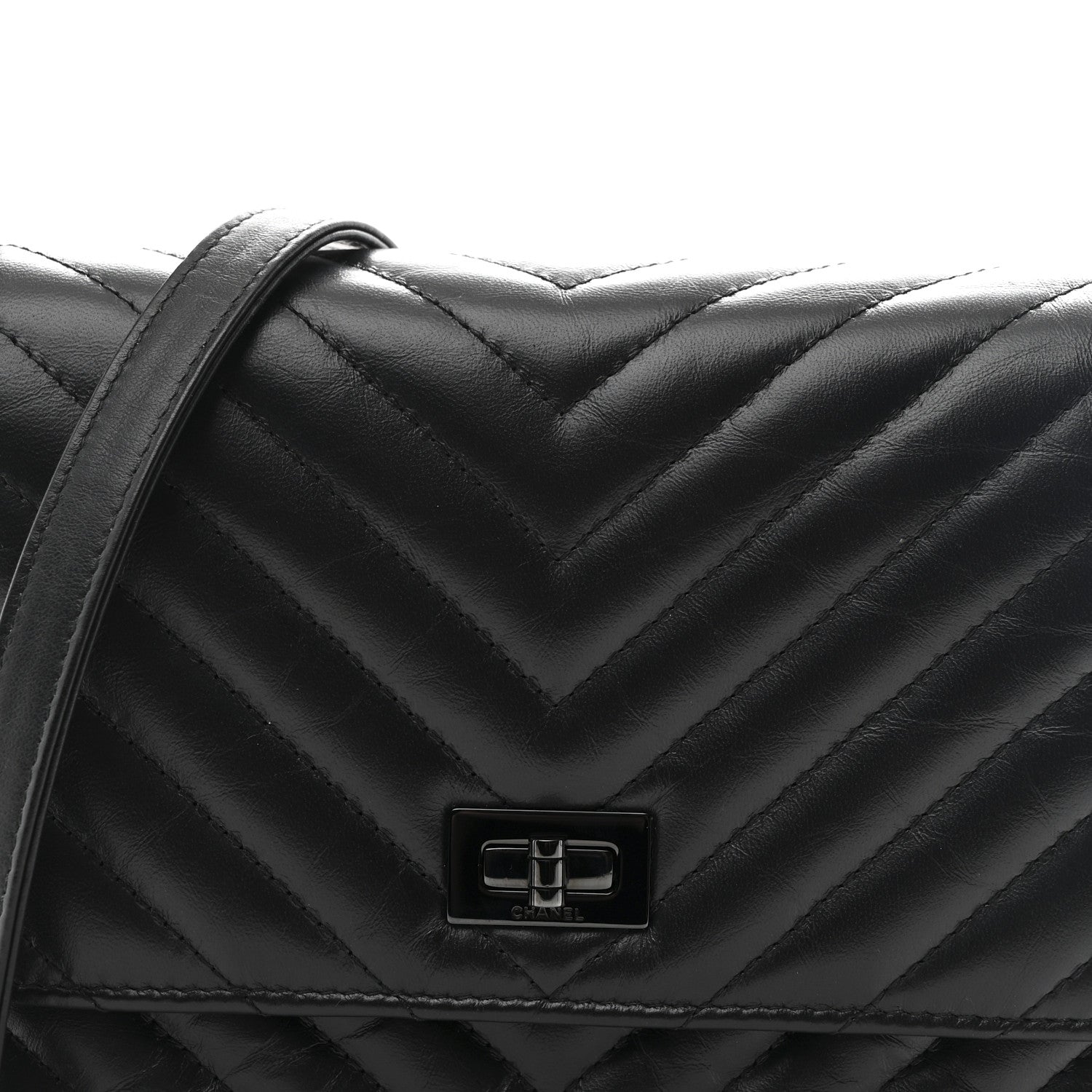Chanel Aged Calfskin Chevron Quilted Reissue 2.55 Square Wallet On Chain WOC So Black 9 of 12