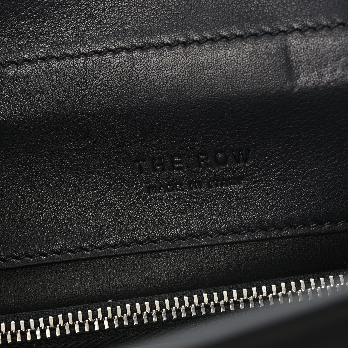 Smooth Calfskin Peggy Bag Black