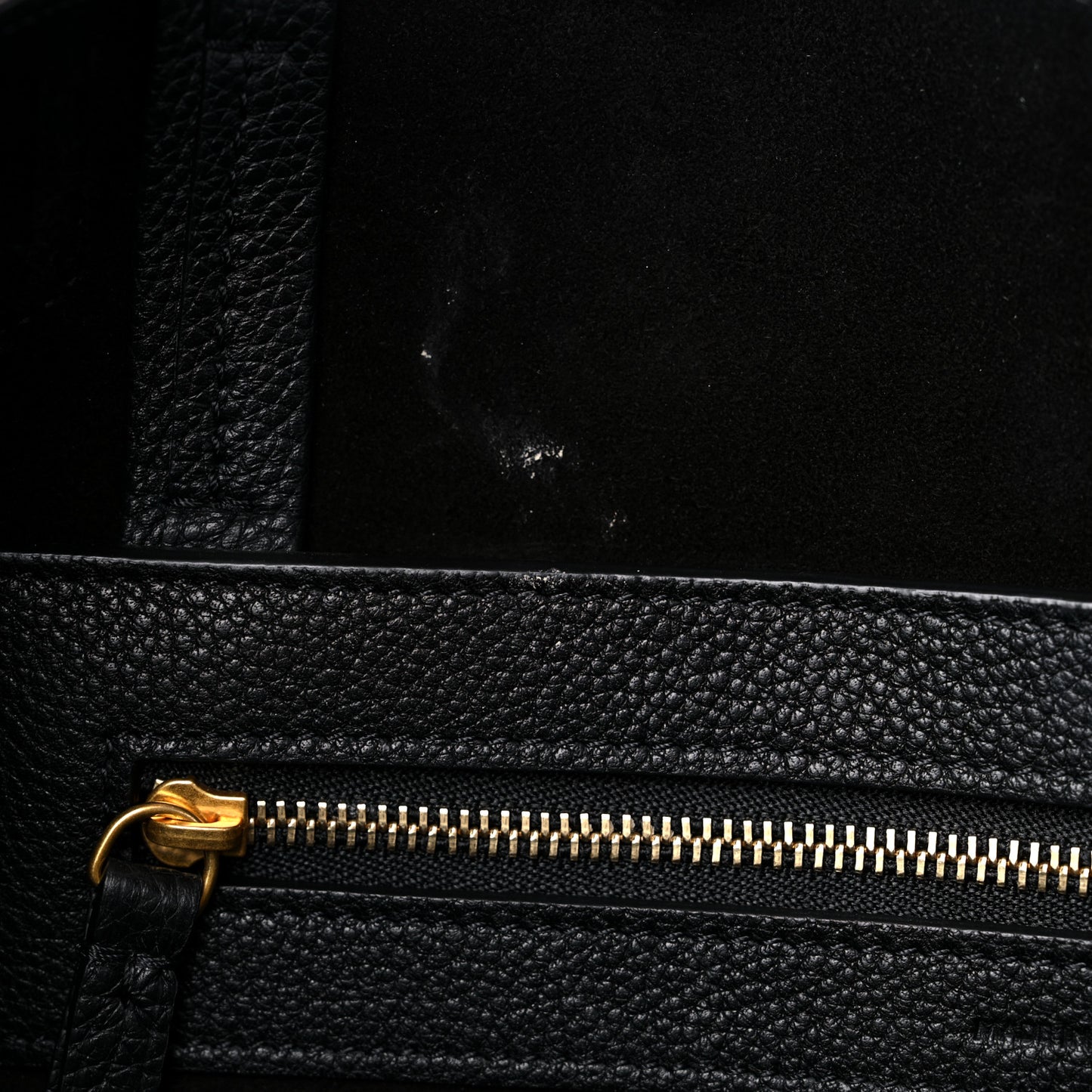 Soft Grained Calfskin Small Belt Cabas Phantom Black