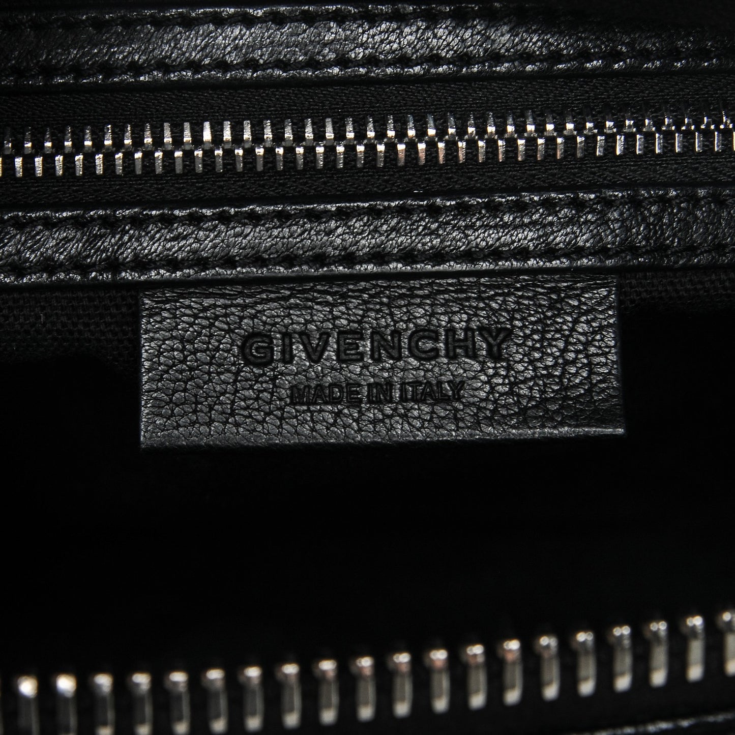 Sugar Goatskin Small Antigona Black