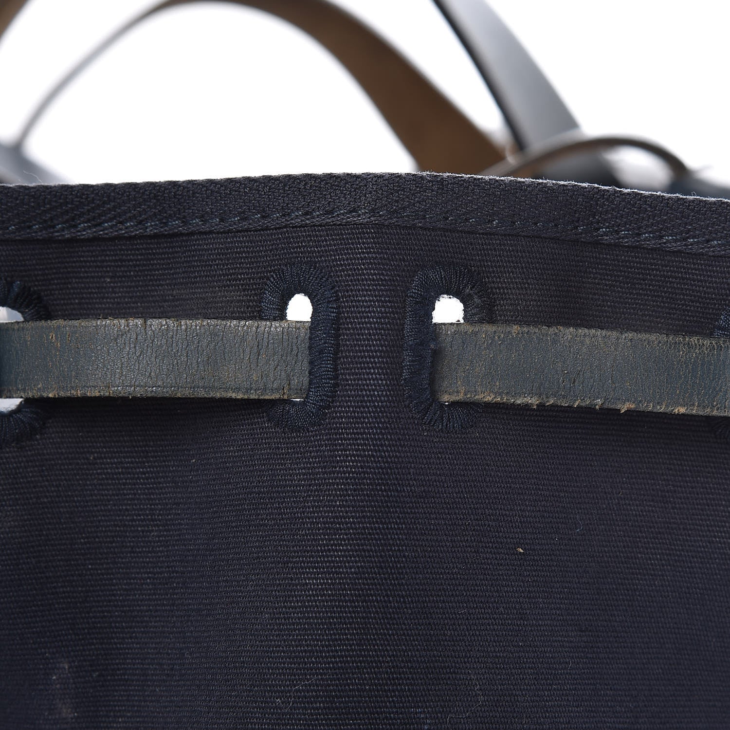 Hermes Toile Vache Hunter Herbag Cabas MM Bleu Marine 17 of 23