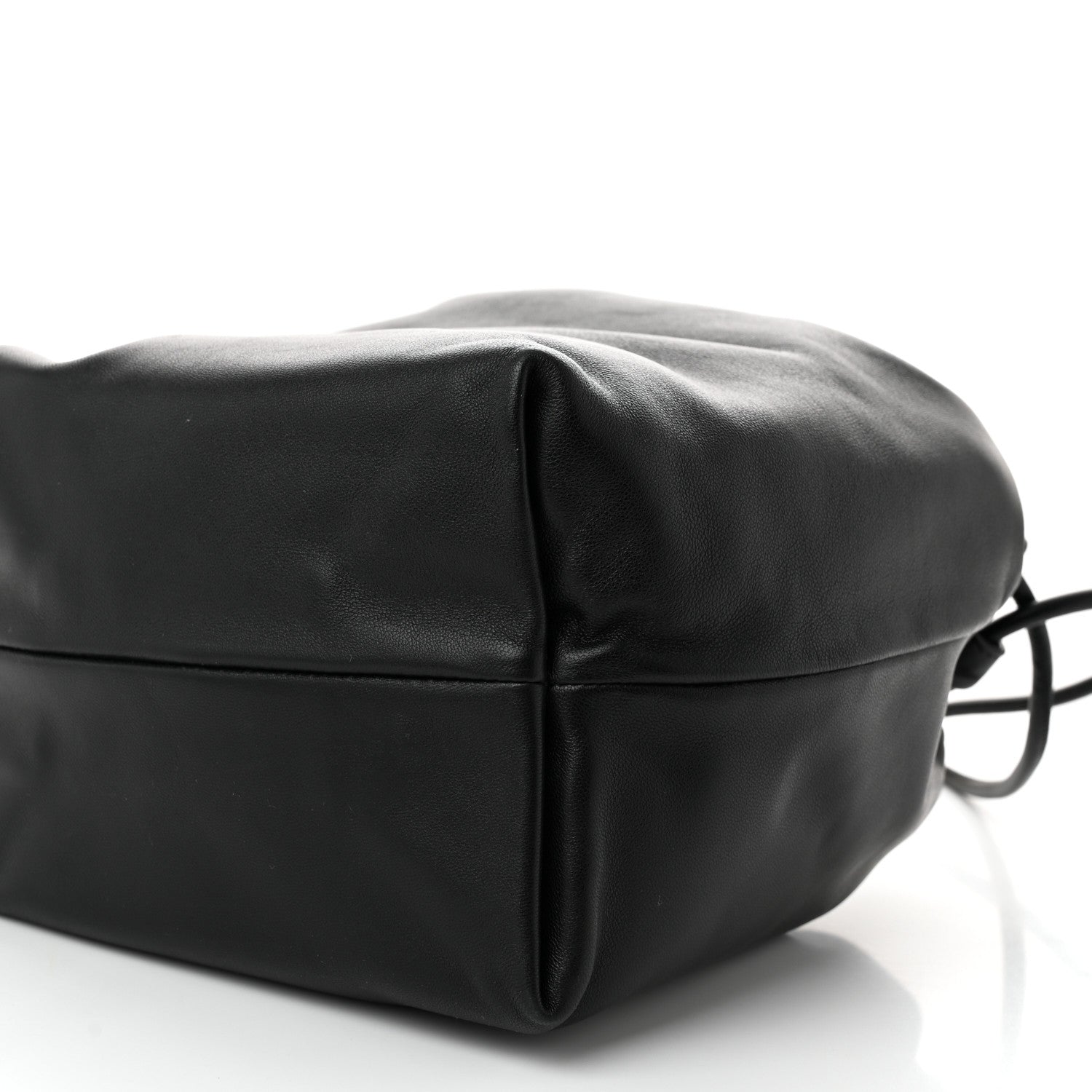 Valentino Garavani Nappa Vlogo Pouf Pouch Black 9 of 9