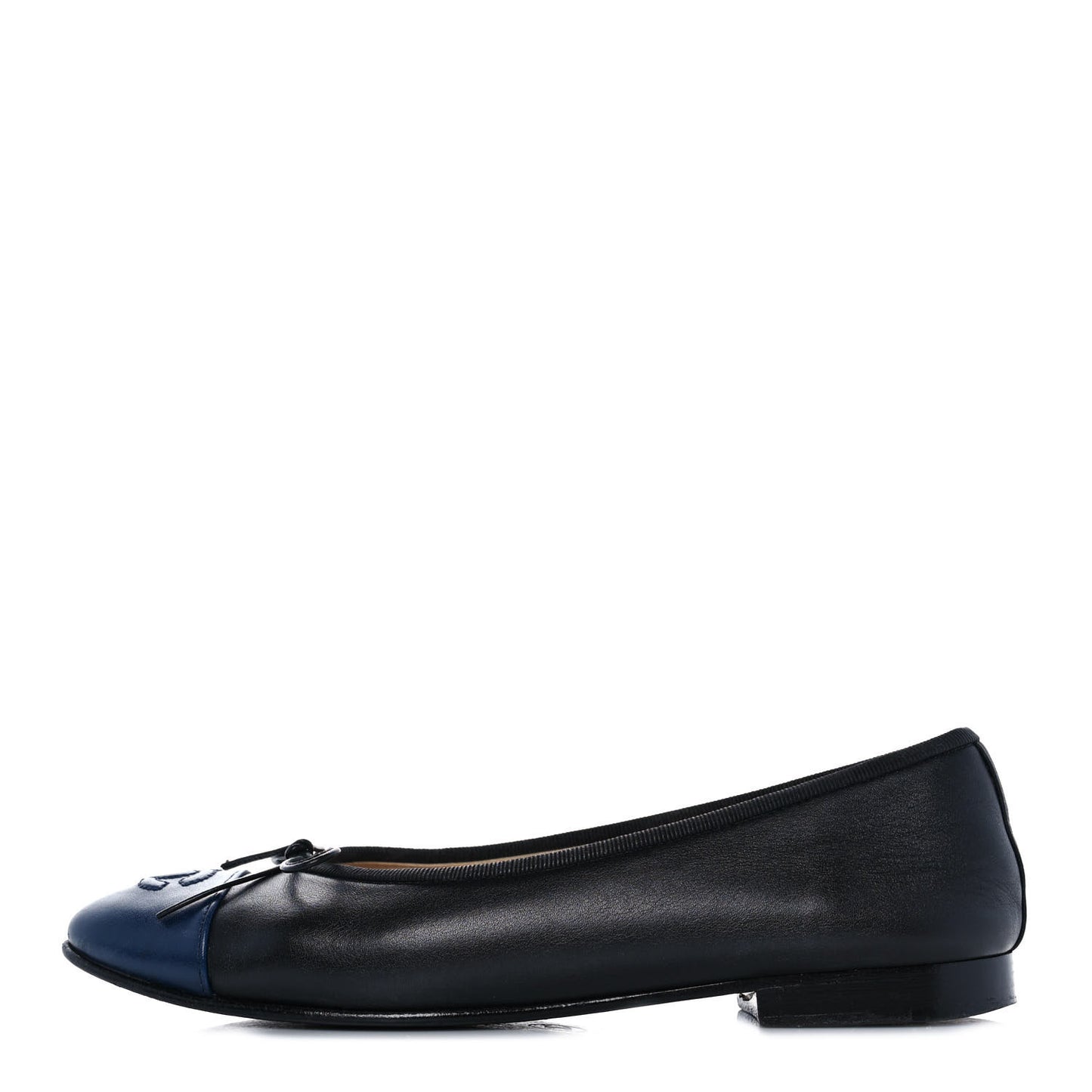 Lambskin CC Cap Toe Ballerina Flats 37 Black Navy