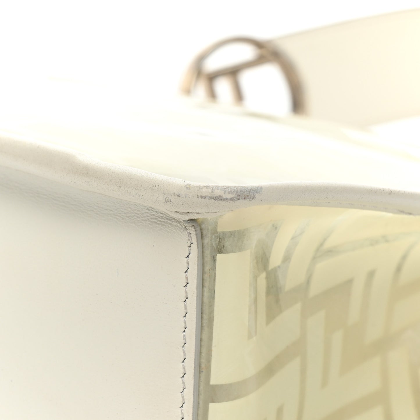 TPU FF Vitello Century F is Fendi Kan I Shoulder Bag White