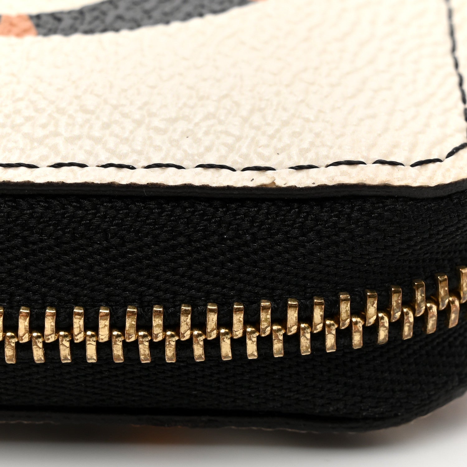 Louis Vuitton Monogram Giant Jungle Zippy Coin Purse Ivory 10 of 10