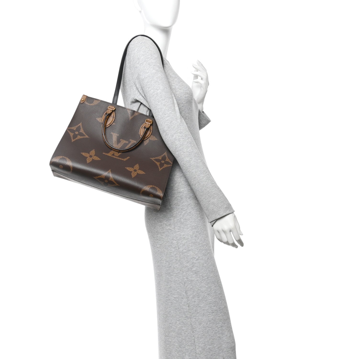 Louis Vuitton Reverse Monogram Giant Onthego MM 2 of 11