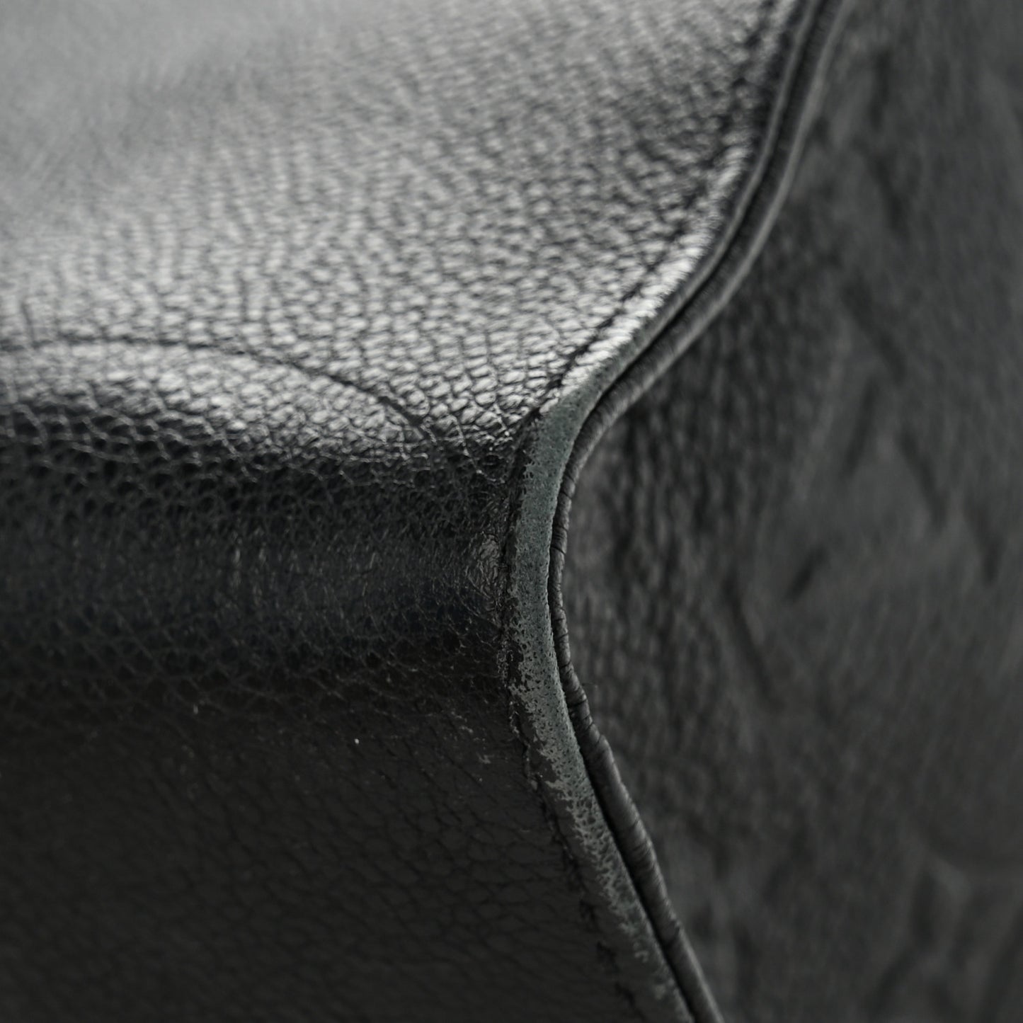 Empreinte Monogram Giant Onthego MM Black