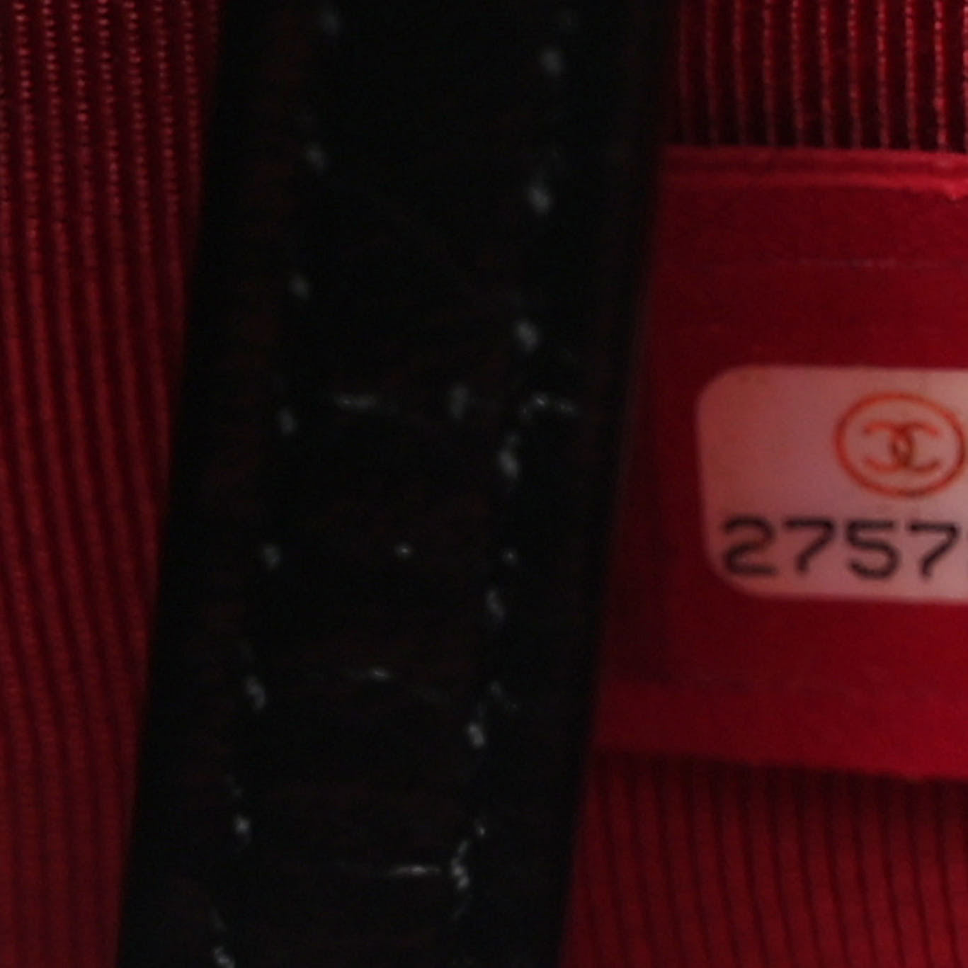 Aged Calfskin Quilted Medium Gabrielle Hobo Black