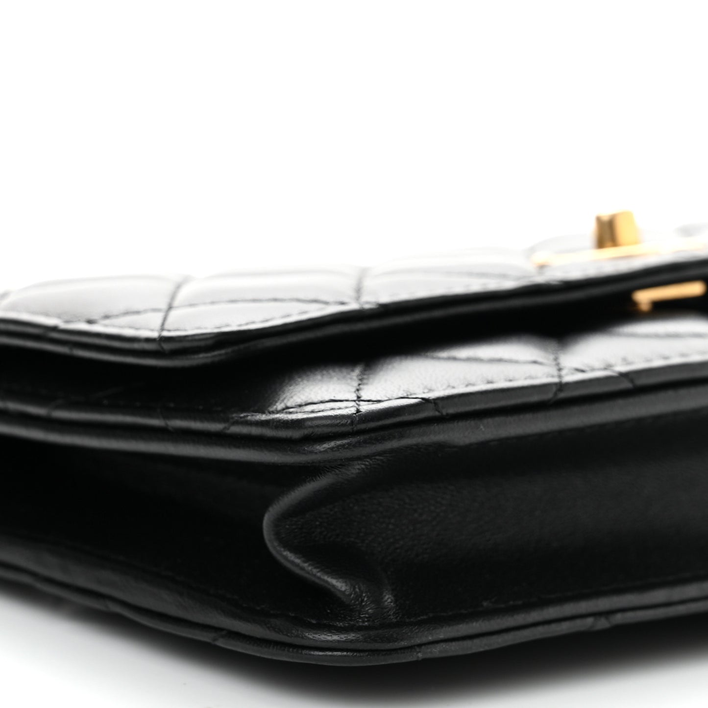Lambskin Quilted CC Pearl Crush Wallet on Chain WOC Black