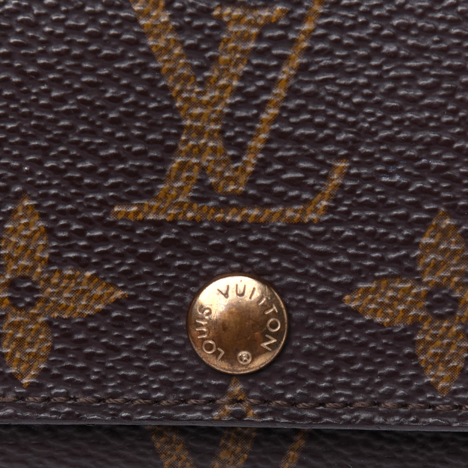 Louis Vuitton Monogram 4 Key Multicles Holder 17 of 17