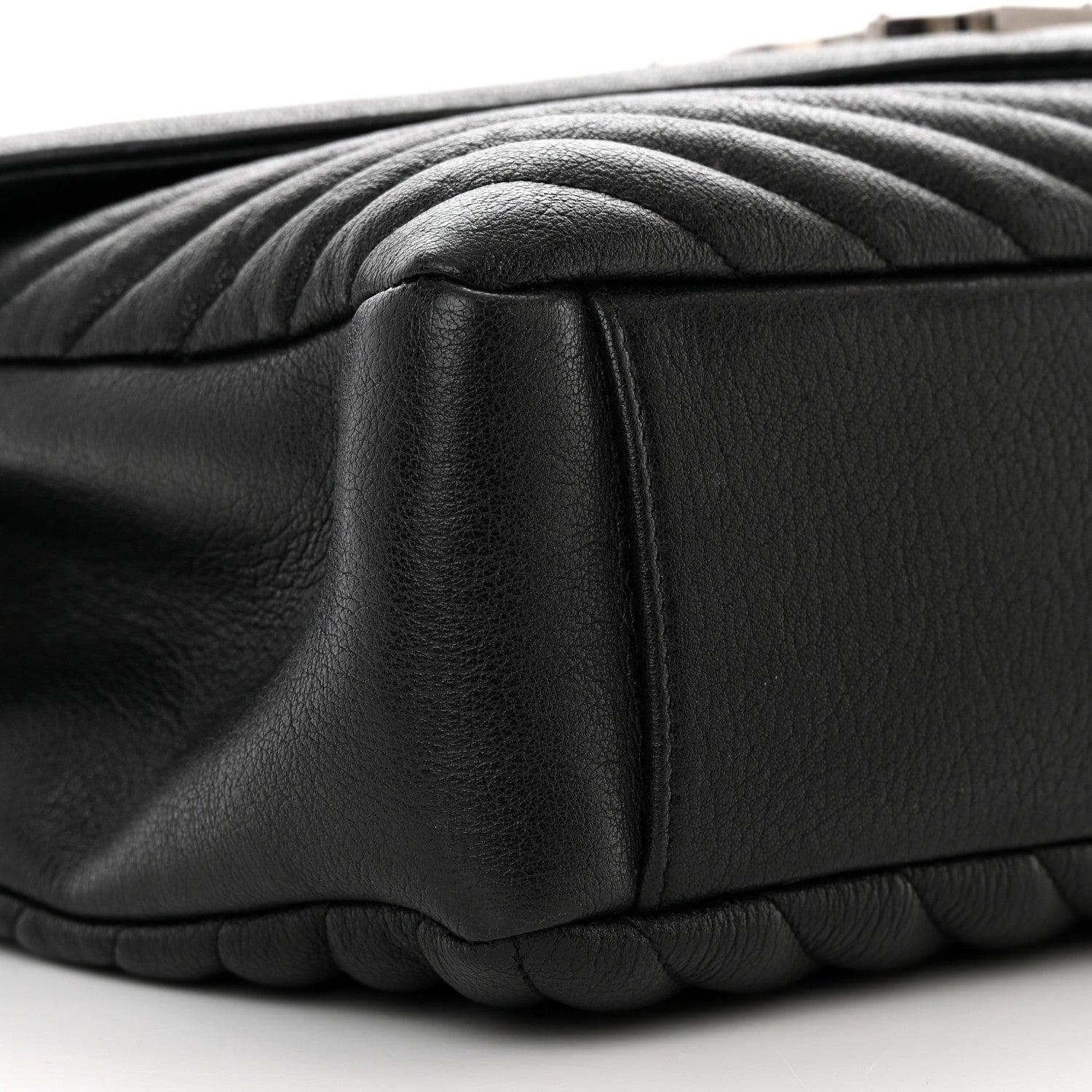 Saint Laurent Sheepskin Matelasse Chevron Monogram Large College Satchel Black 9 of 12