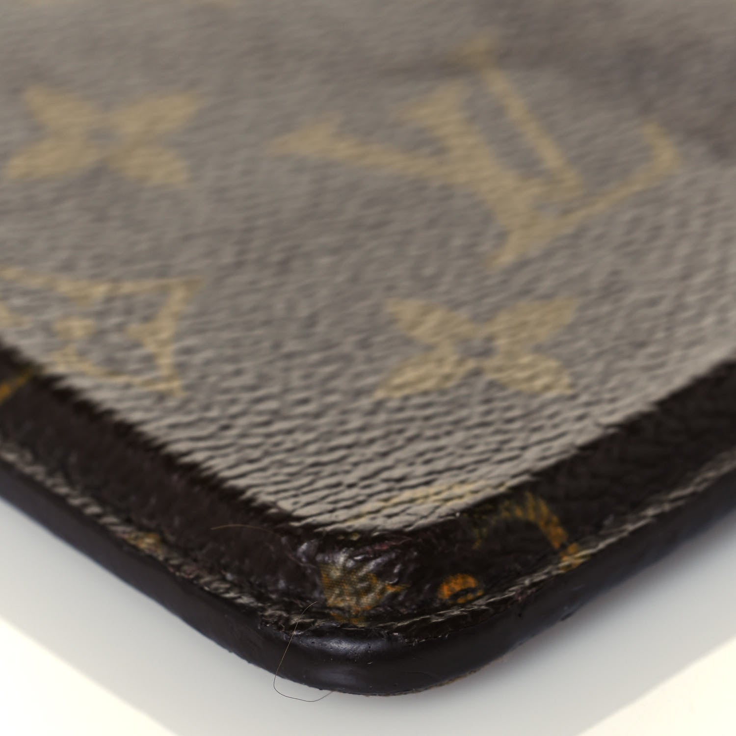 Louis Vuitton Monogram Hardcase iPad Air 2 10 of 17