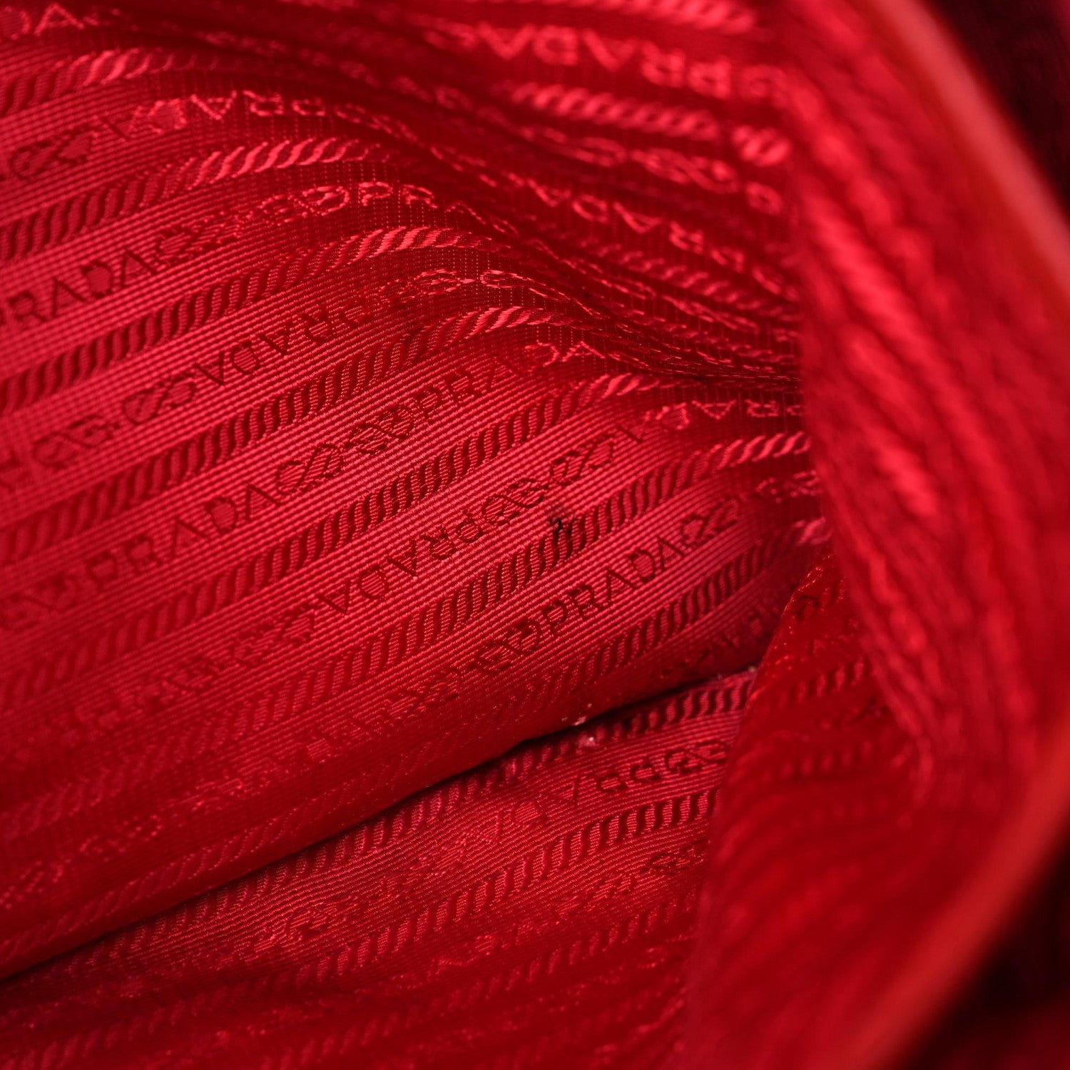 Prada Vitello Daino Tote Rosso 18 of 20