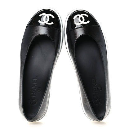 Chanel Crumpled Shiny Lambskin Patent Calfskin CC Ballet Flats 37.5 Black 2 of 10
