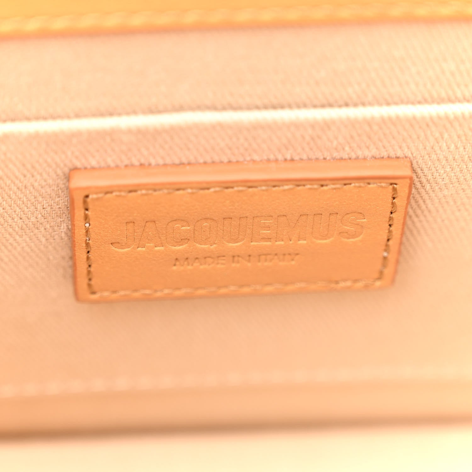 Jacquemus Smooth Calfskin Le Chiquito Moyen Beige 6 of 16