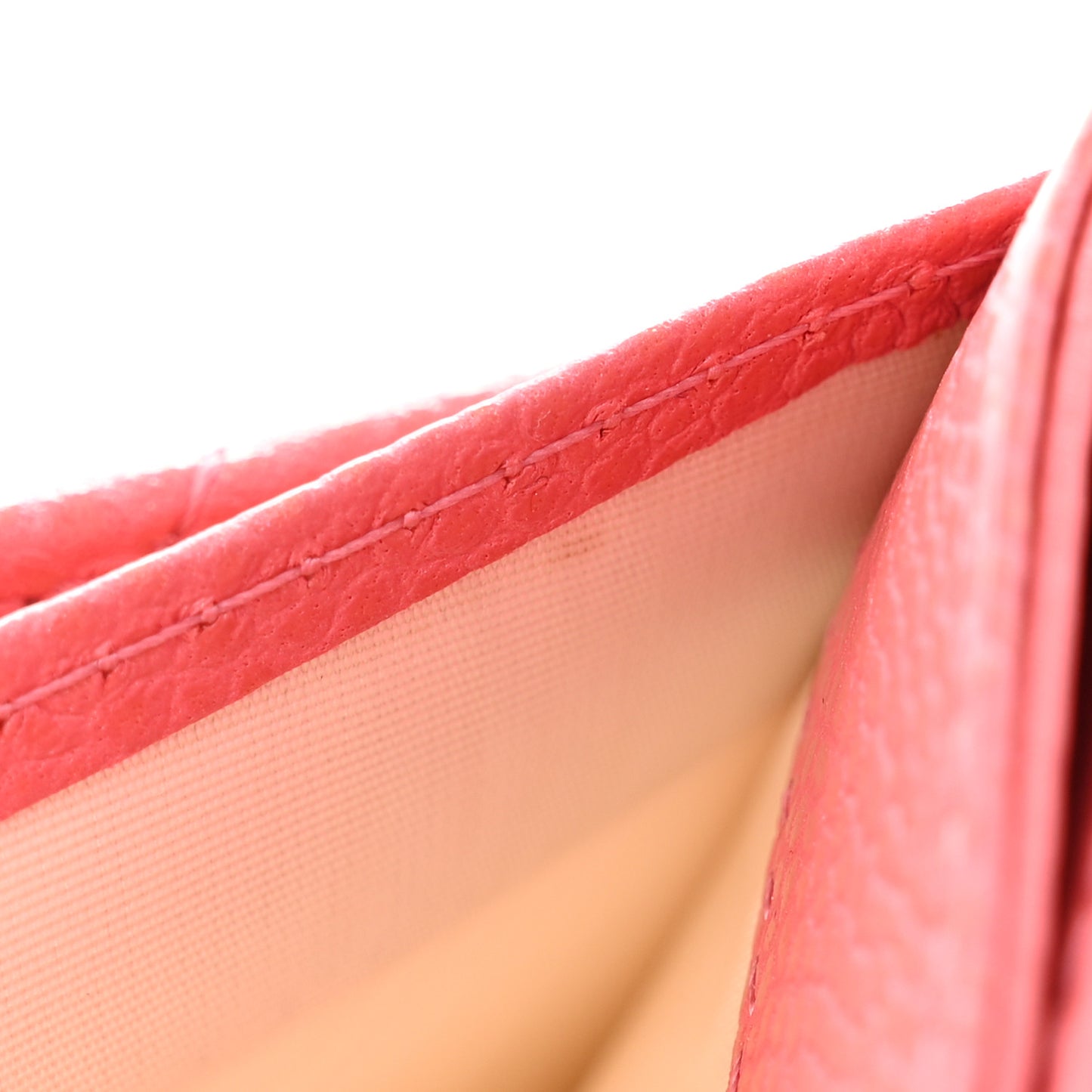 Caviar Quilted Card Holder Pink