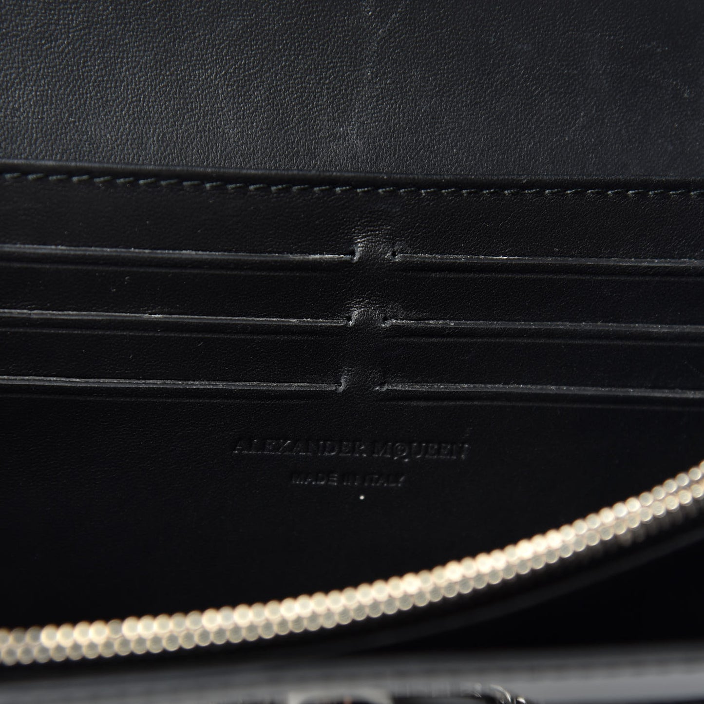 Patent Skull Wallet on Chain Black