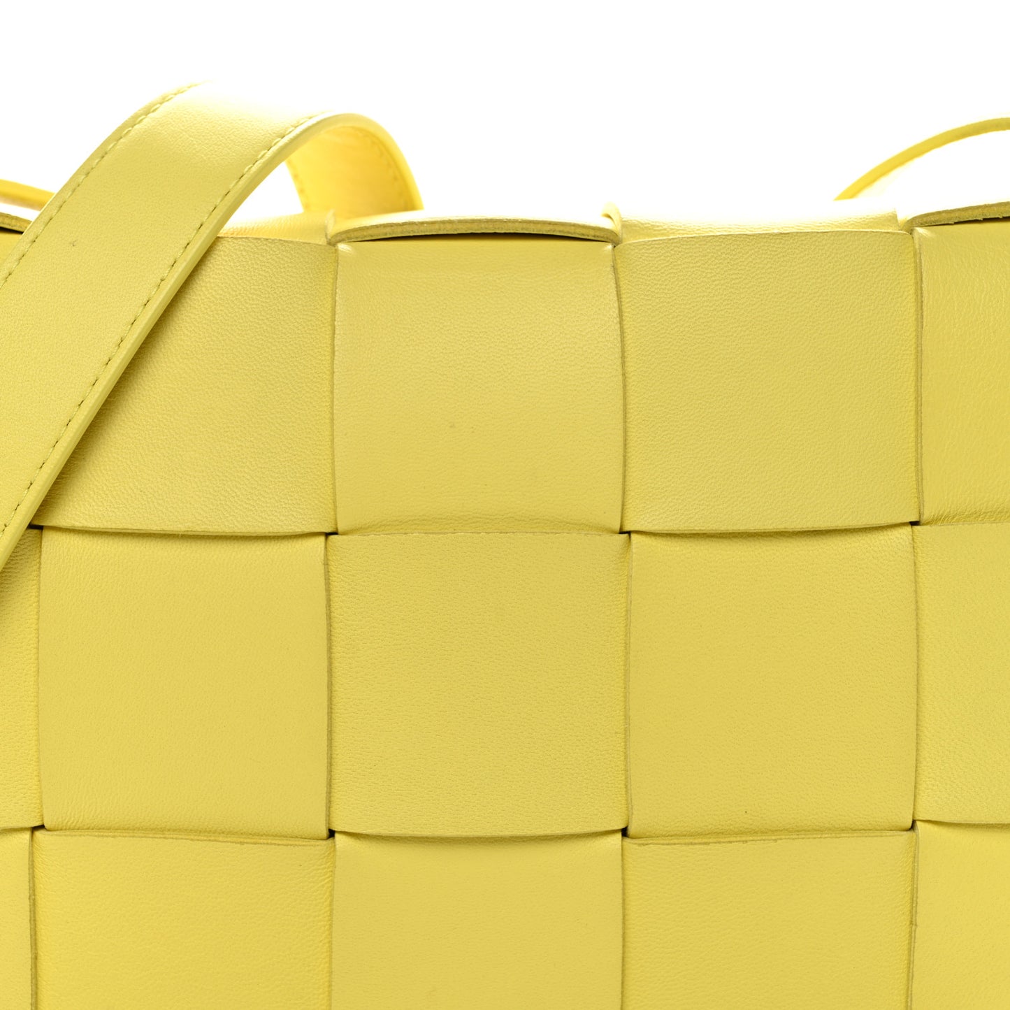 Lambskin Maxi Intrecciato Small Cassette Crossbody Bag Lemonade