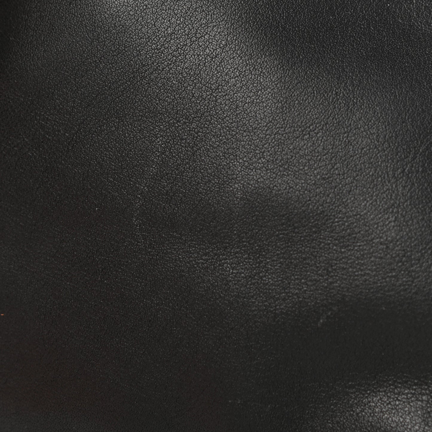 Supple Calfskin BV Twist Black