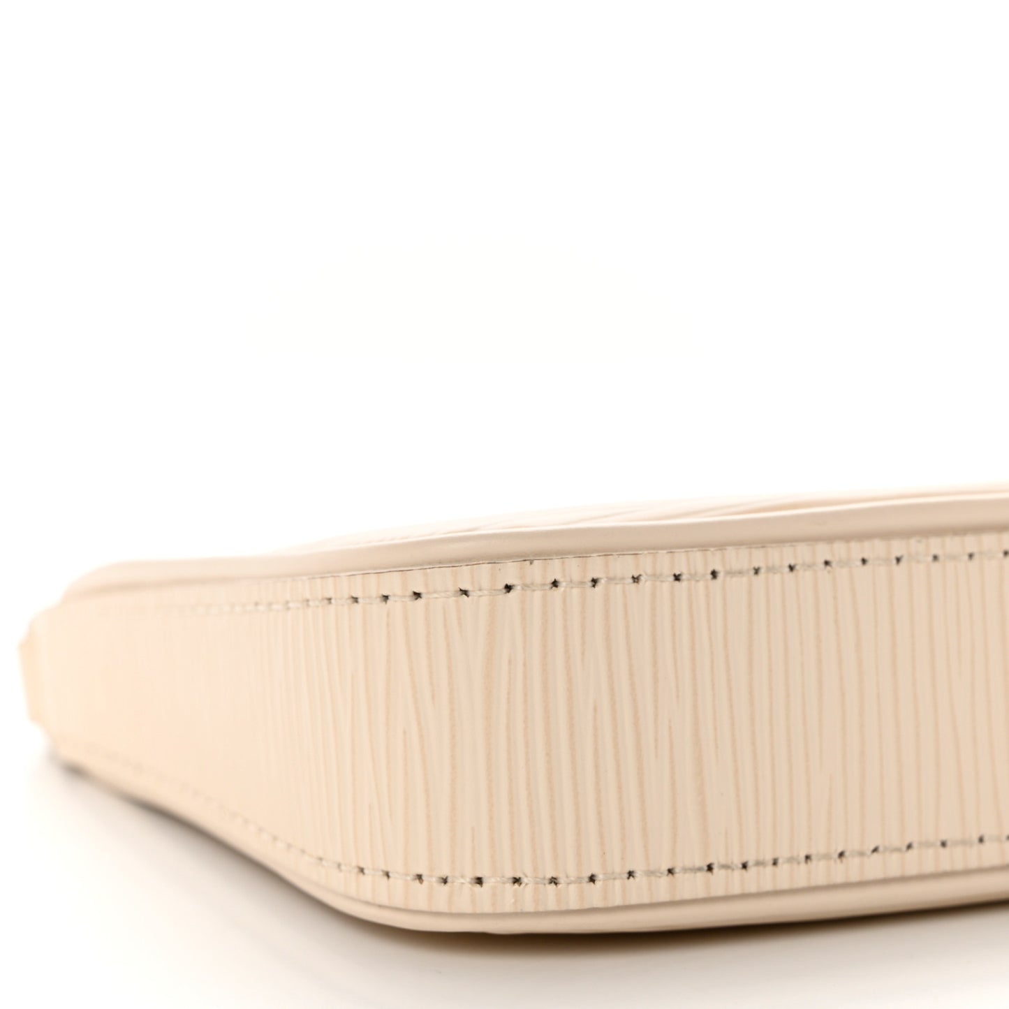 Epi Easy Pouch On Strap Quartz