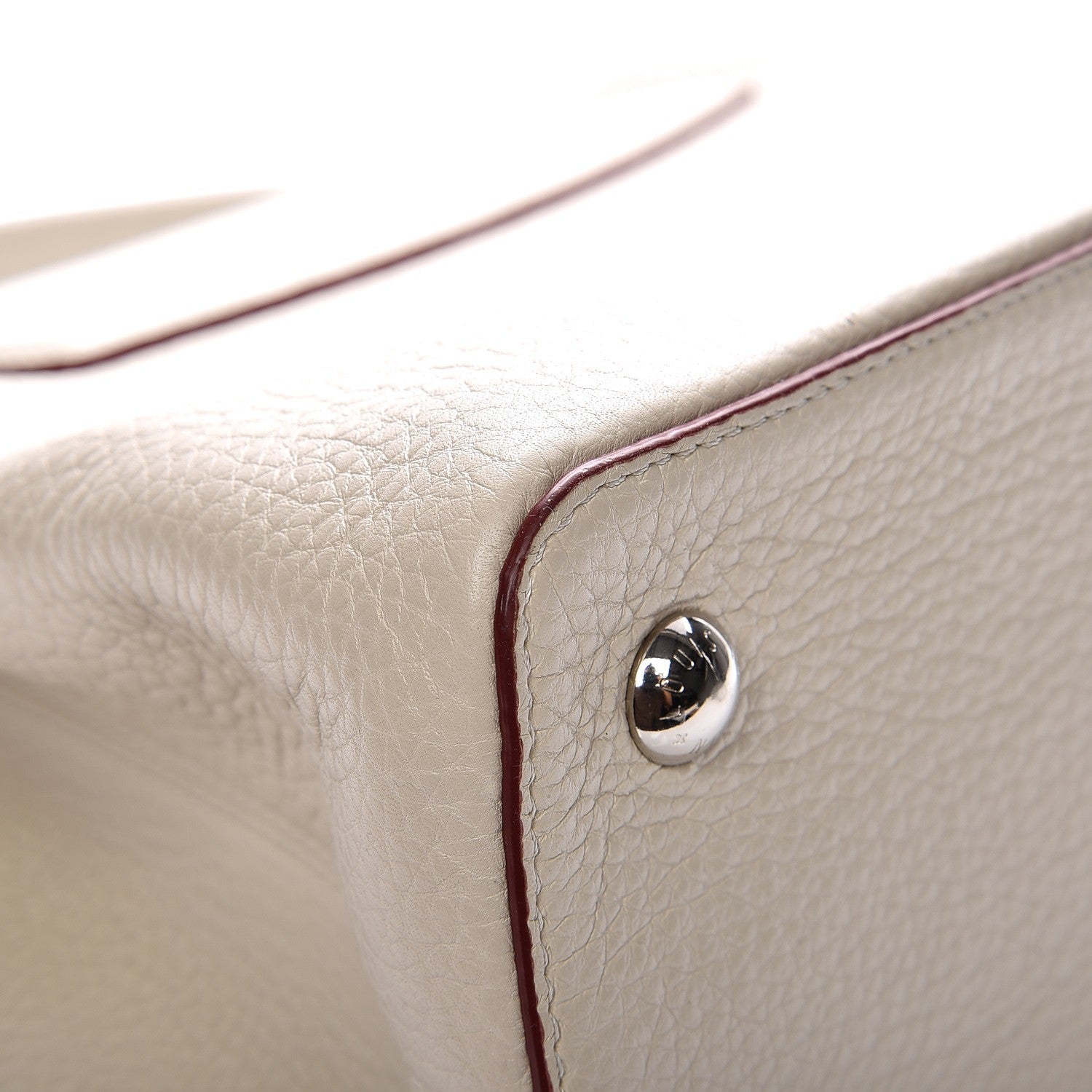Louis Vuitton Taurillon Capucines MM Galet 8 of 11