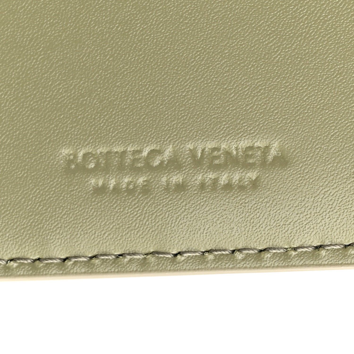 Bottega Veneta Nappa Maxi Intrecciato Card Holder New Sauge 6 of 6