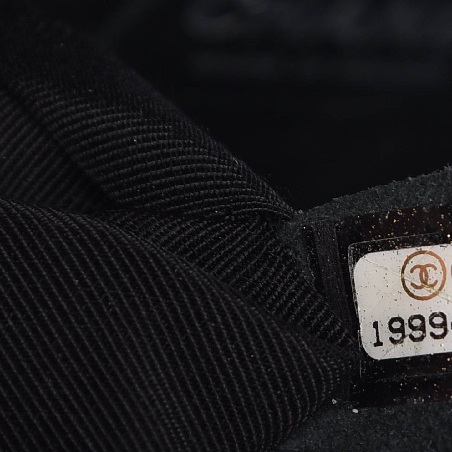 Caviar Quilted New Medium Boy Flap Black