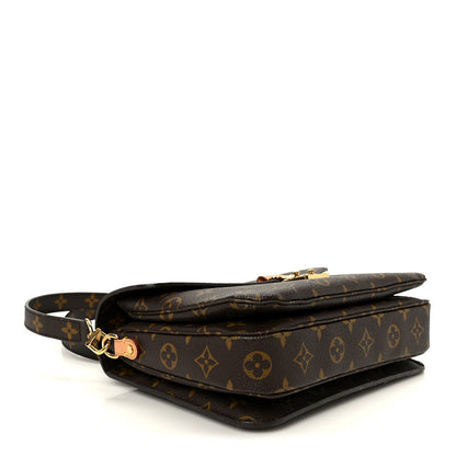 Louis Vuitton Monogram Pochette Metis 4 of 11