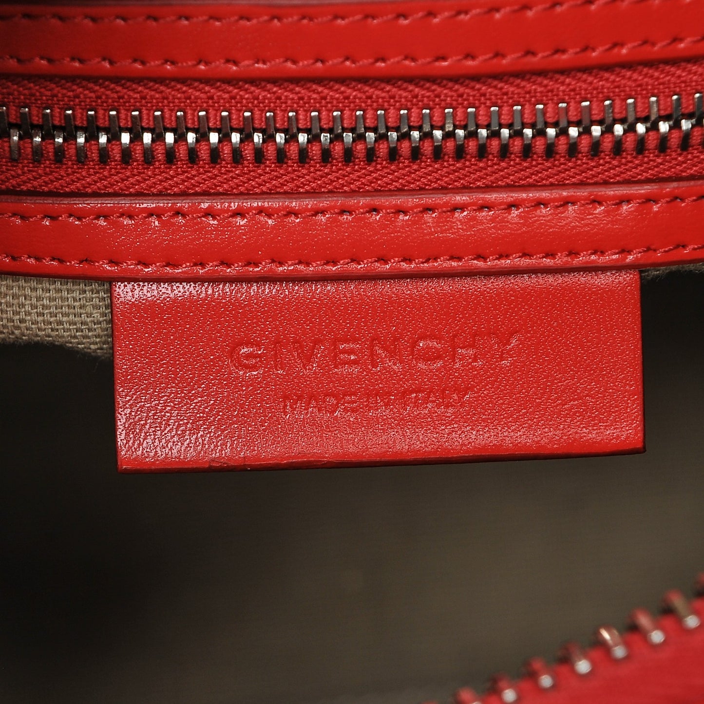 Shiny Lord Calfskin Mini Antigona Red