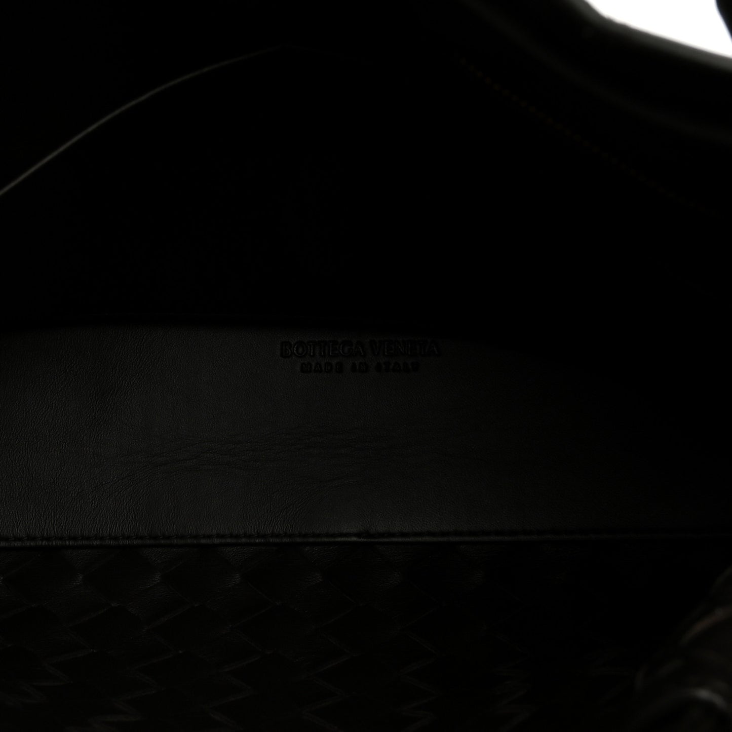 Nappa Intrecciato Medium Andiamo Shoulder Bag Fondant