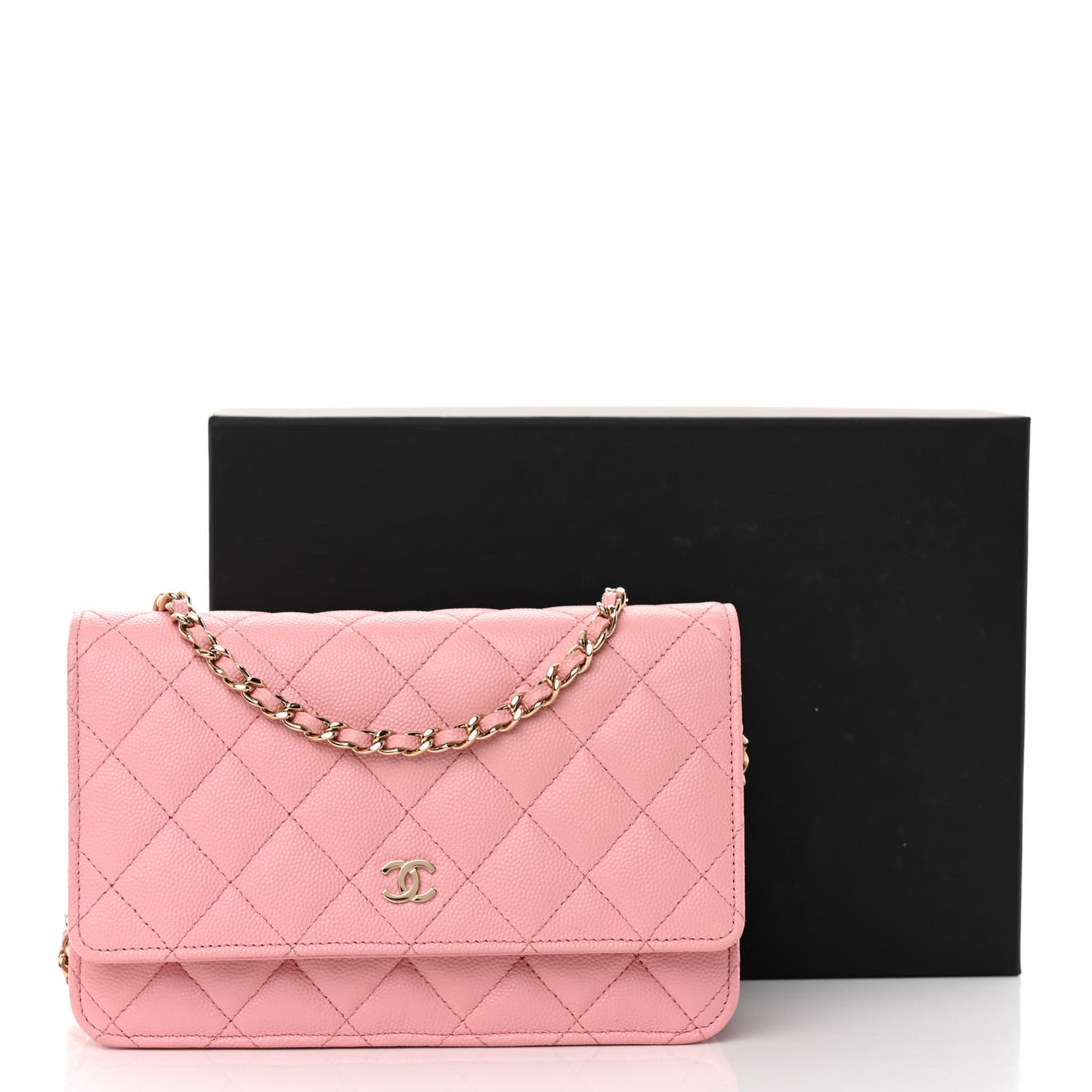 Caviar Quilted Wallet on Chain WOC Light Pink